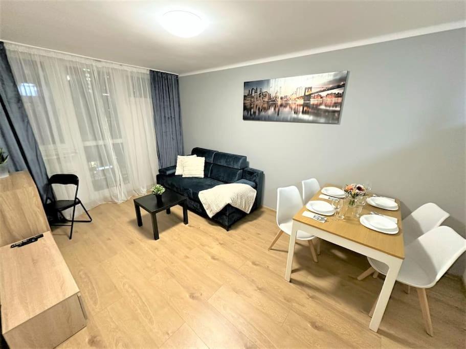 Exclusive 3br! In City Center +netflix! Apartament Warszawa